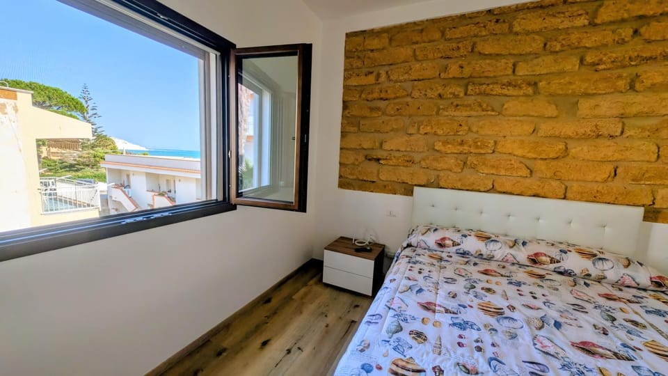 Property building, Bed, Natural landscape, View (from property/room), Photo of the whole room, Bedroom