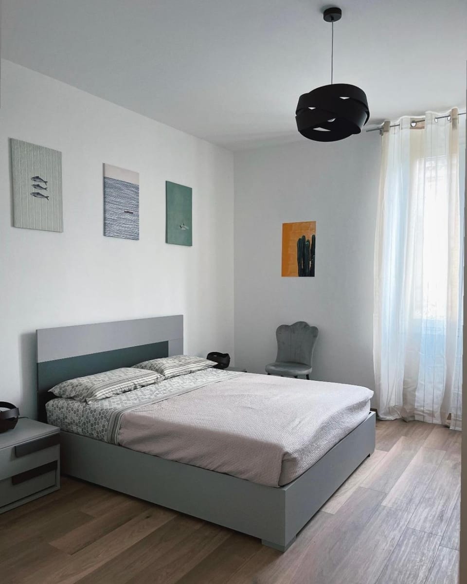 Rent House - Stazione Centrale Apartment in La Spezia