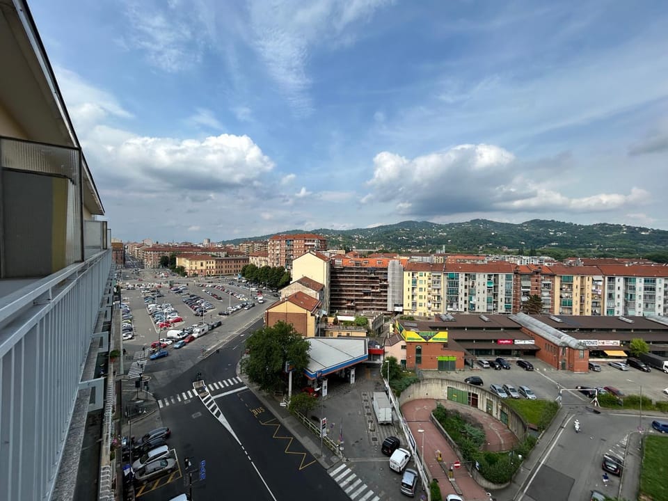 Property building, Neighbourhood, Natural landscape, Bird's eye view, City view, Street view, Location