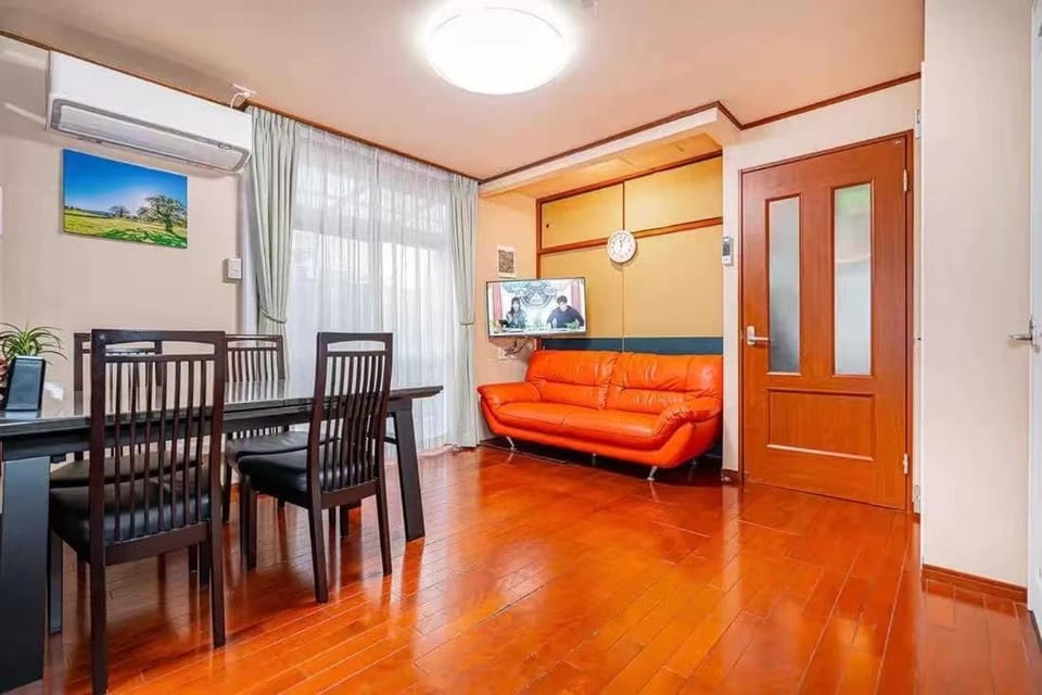 Seating area, Dining area