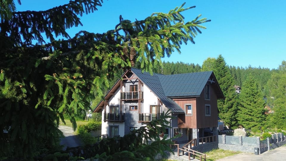 Apartmány Špacír celý dům House in Lower Silesian Voivodeship