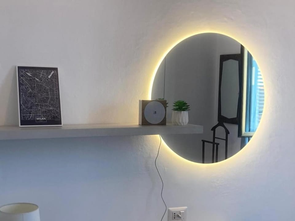 TOM&MARY APARTMENT 5 min METRO Apartment in Milan