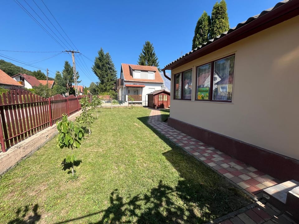 Garden, Garden view