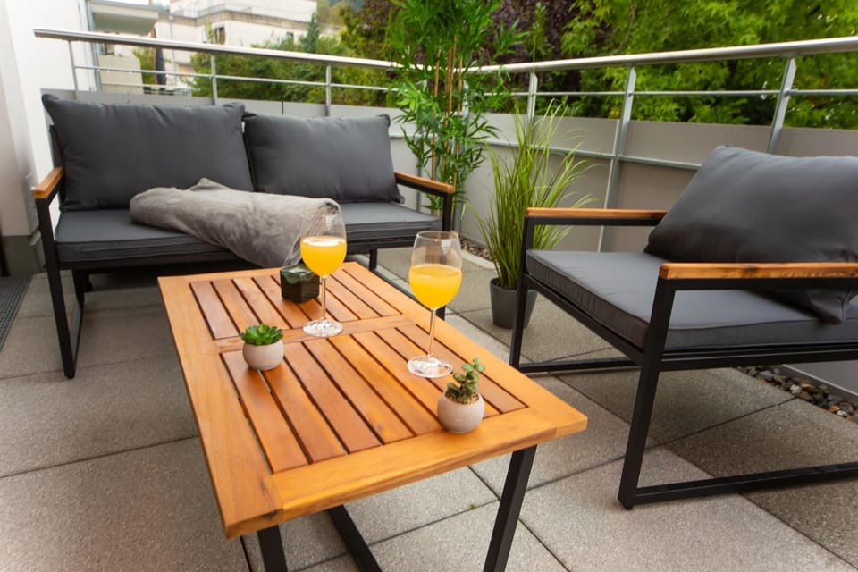 Balcony/Terrace, Seating area, Drinks