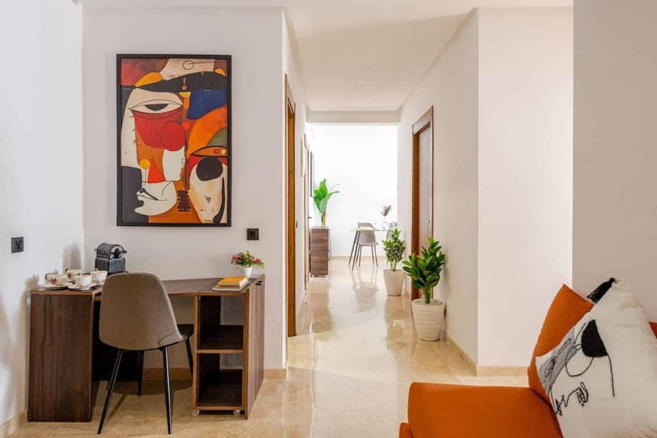 Urban Comfort - Pool - Netflix IPTV Parking Apartment in Marrakesh