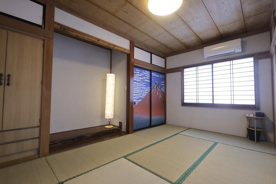 Bedroom, air conditioner