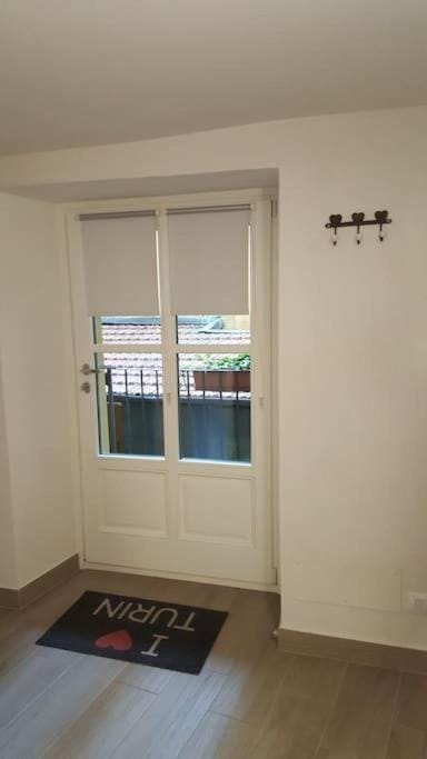 TO Chic & Cheap Apartment in Turin