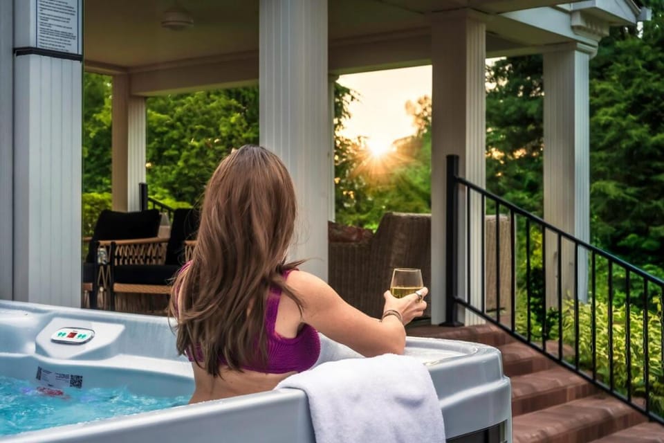 Patio, Garden, Hot Tub, View (from property/room), Balcony/Terrace