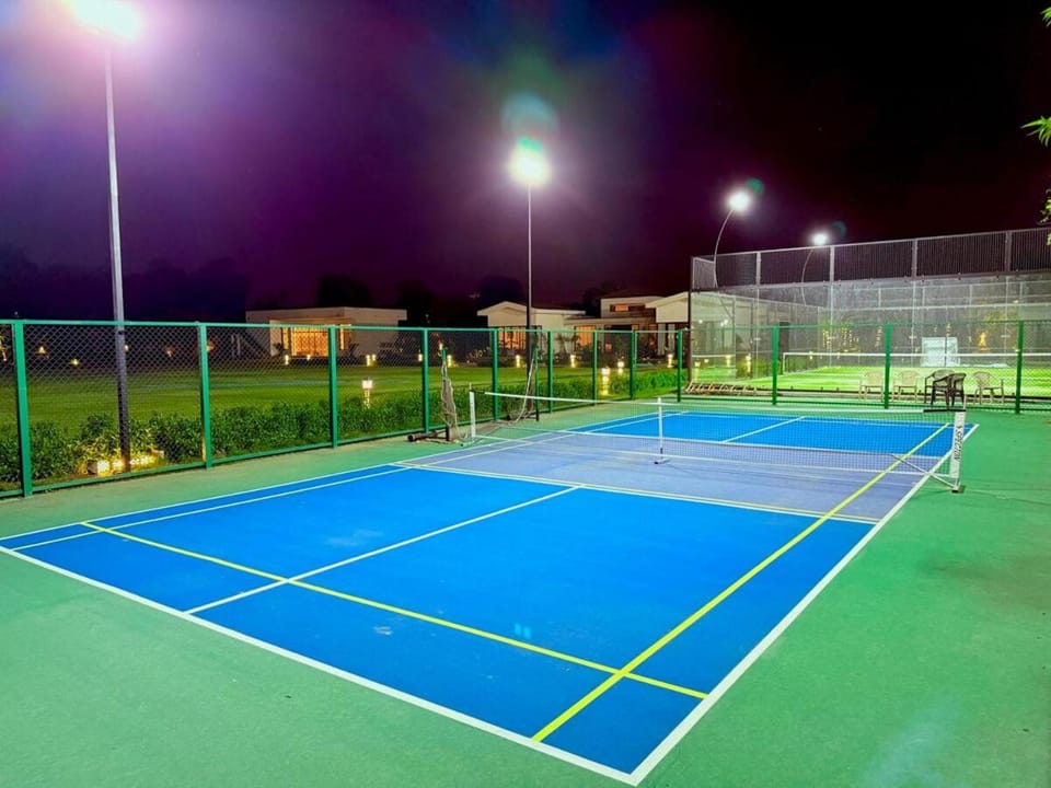 Tennis court
