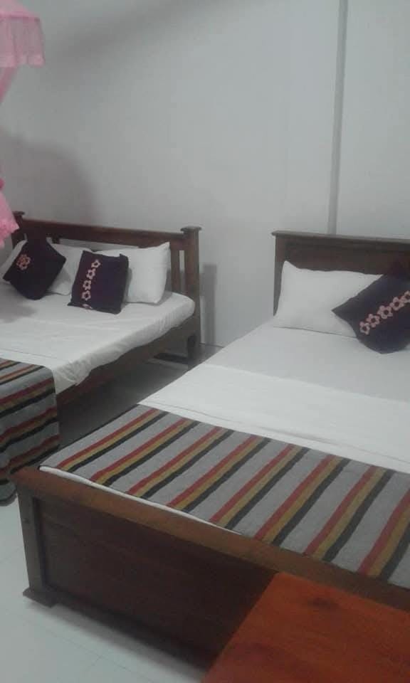 TB Guest House Bed and Breakfast in Sri Lanka