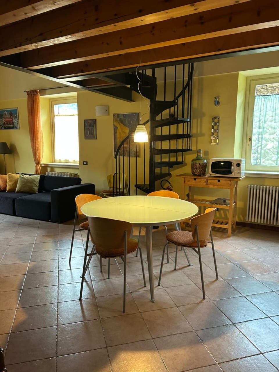 Living room, Dining area