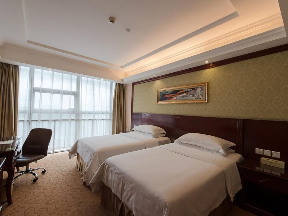 Vienna Hotel Shanghai Hongqiao Airport Center Hotel in Shanghai