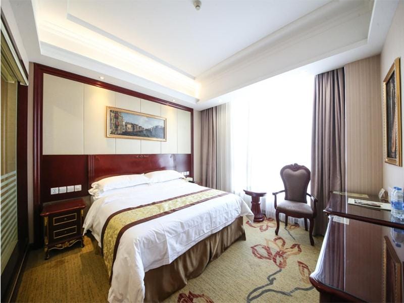 Vienna Hotel Shanghai Hongqiao Convention & Exhibition Center Hotel in Shanghai