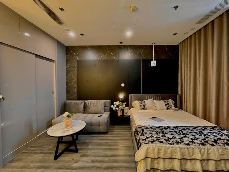 Quang Huy Homestay Apartment in Laos