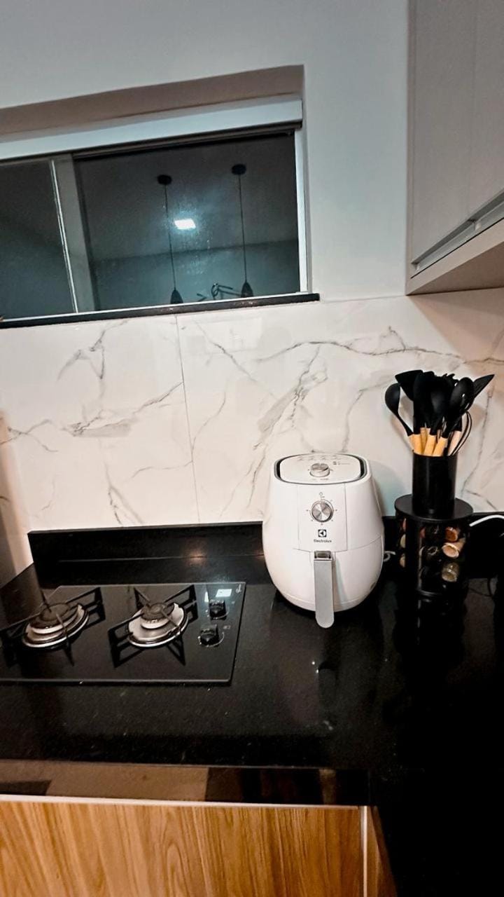 Coffee/tea facilities, stove
