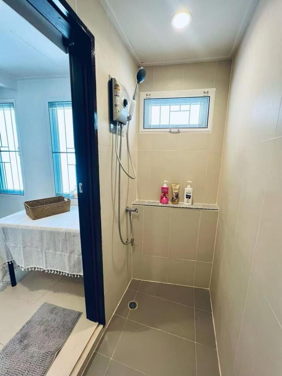 Shower, Bathroom