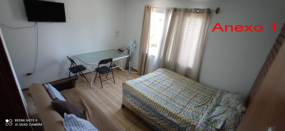 Departamento independiente baño privado Bed and Breakfast in Santiago