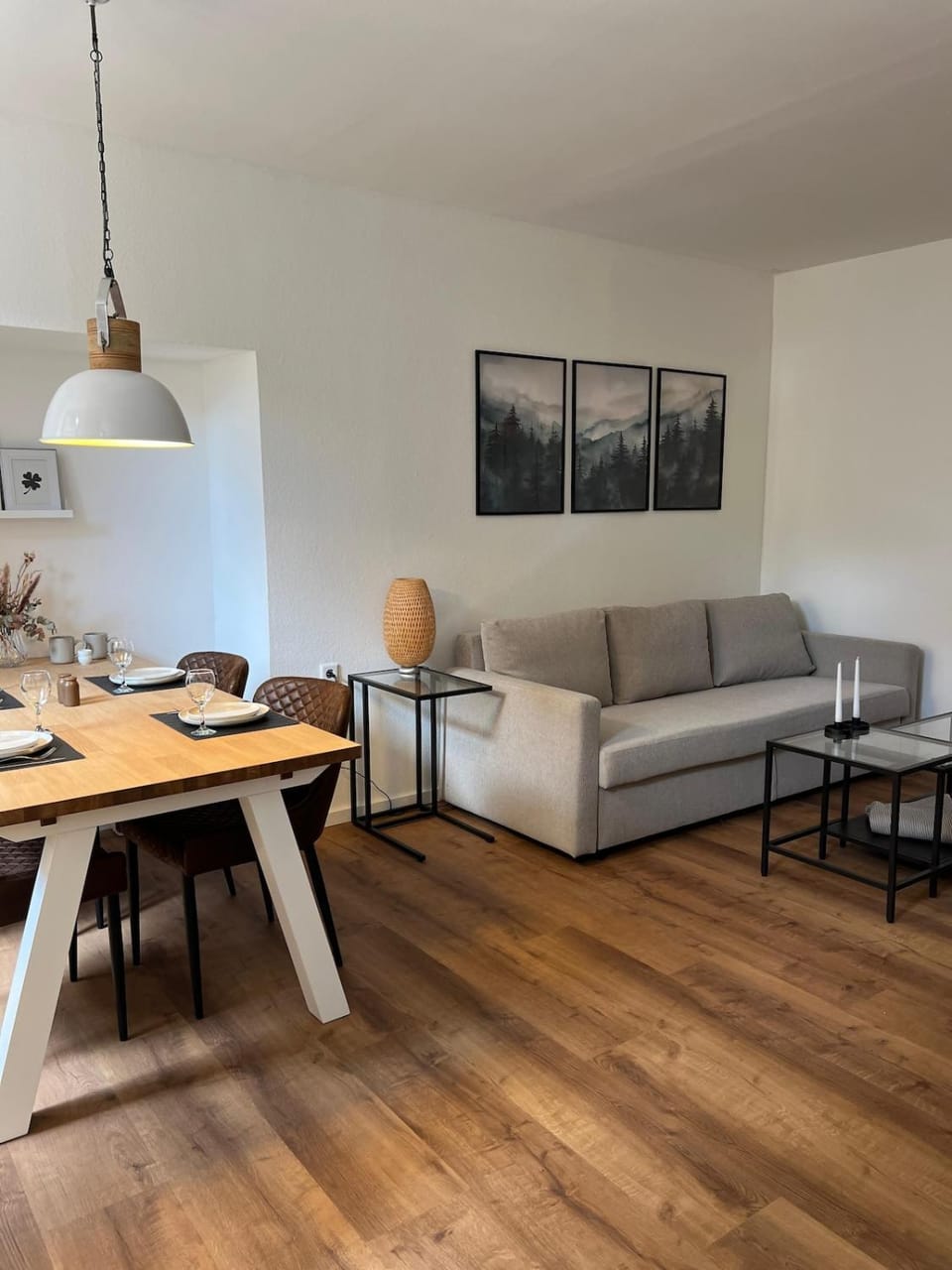 Living room, Dining area