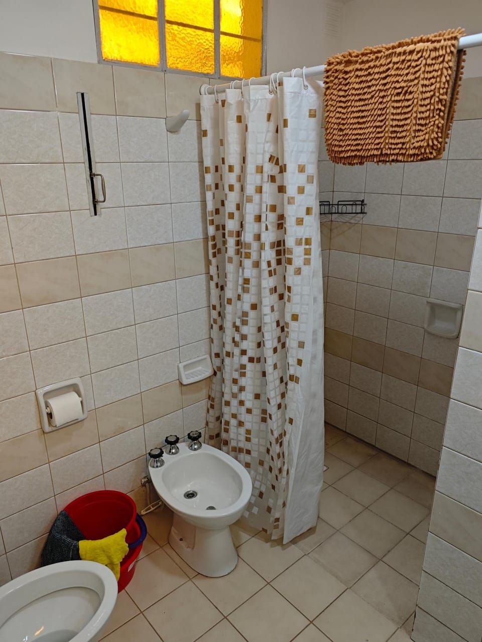 Shower, Toilet, Bathroom