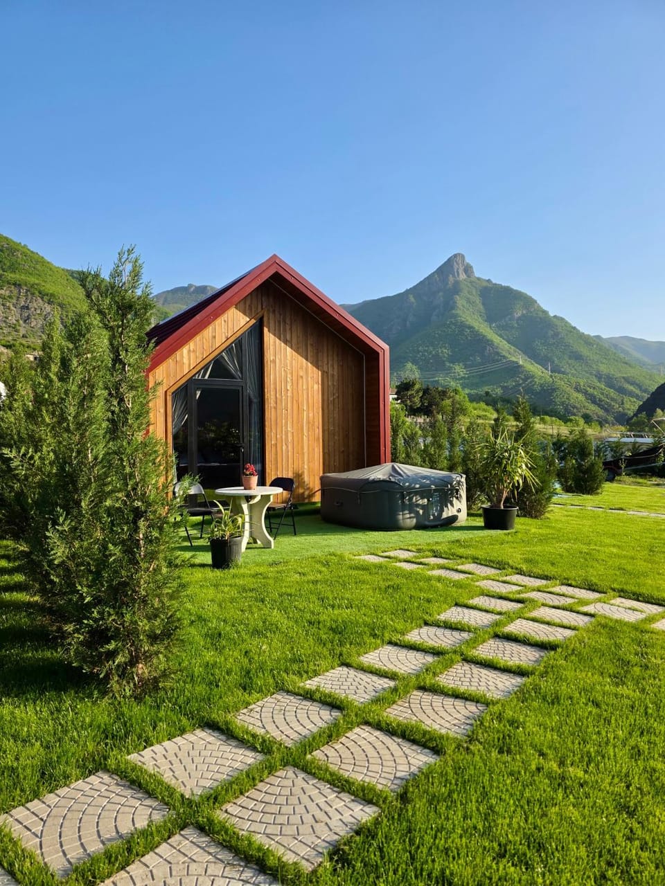 Property building, Garden, Garden view