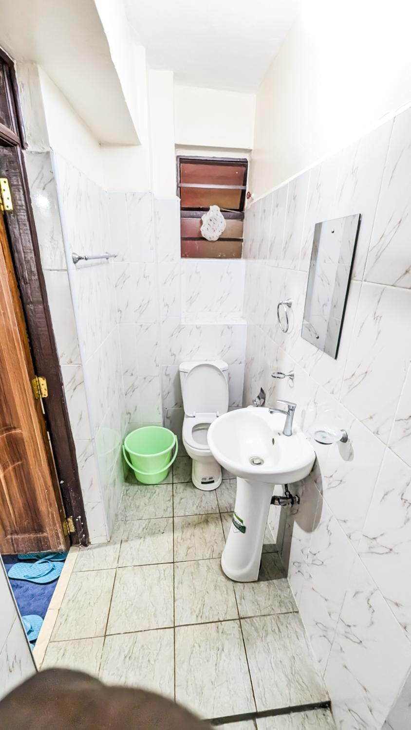 Toilet, Bathroom