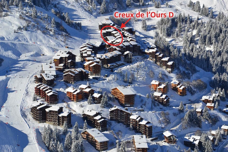 Résidence Creux De L Ours D - JOLI STUDIO DIVISIBLE, BELLE VUE SUR LES PISTES, SKIS AUX PIEDS, PROCHE DES COMMERCES MAE-9704 Apartment in Les Allues