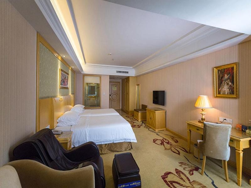 Vienna Hotel Jiangsu Xuzhou Pengcheng Square Hotel in Jiangsu