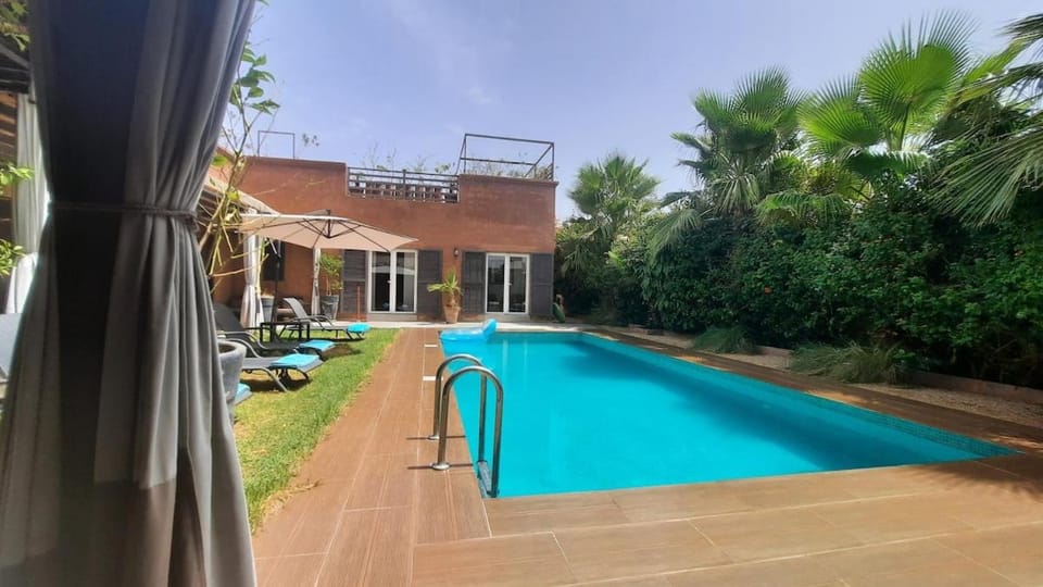Pool view, Swimming pool