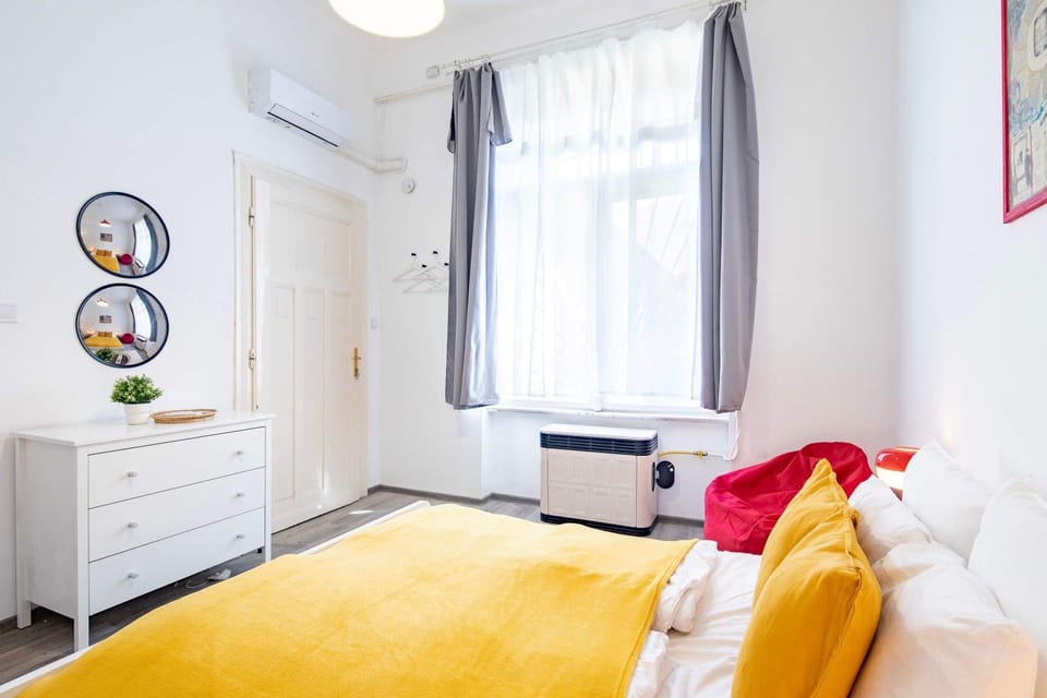 Super Central - Quiet Sleep - Nice Apartment in Budapest