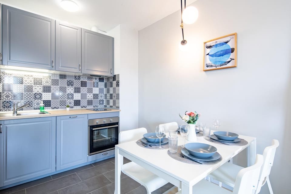 Free Parking - Very Central - Balcony Apartment in Budapest