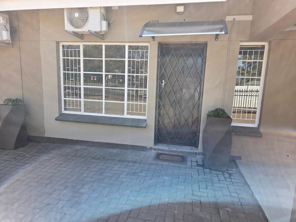 Cottage Rose 2 Apartment in South Africa