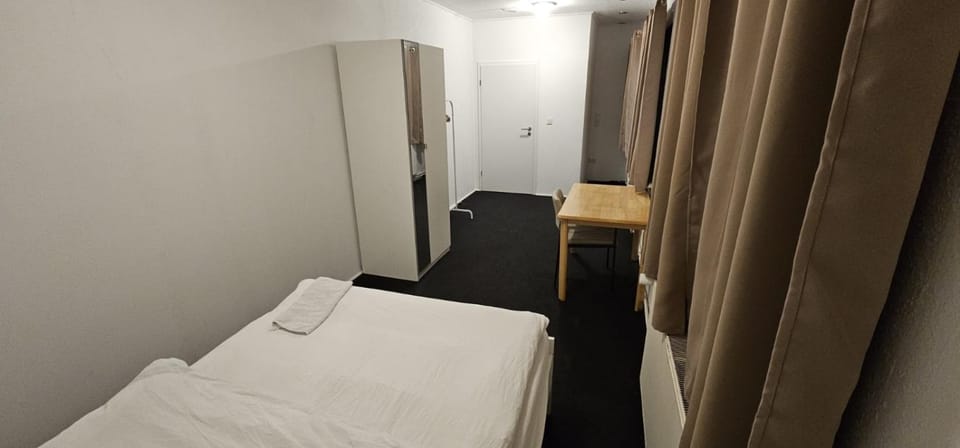 Zimmer in Würzburgerstraße Vacation rental in Bremen