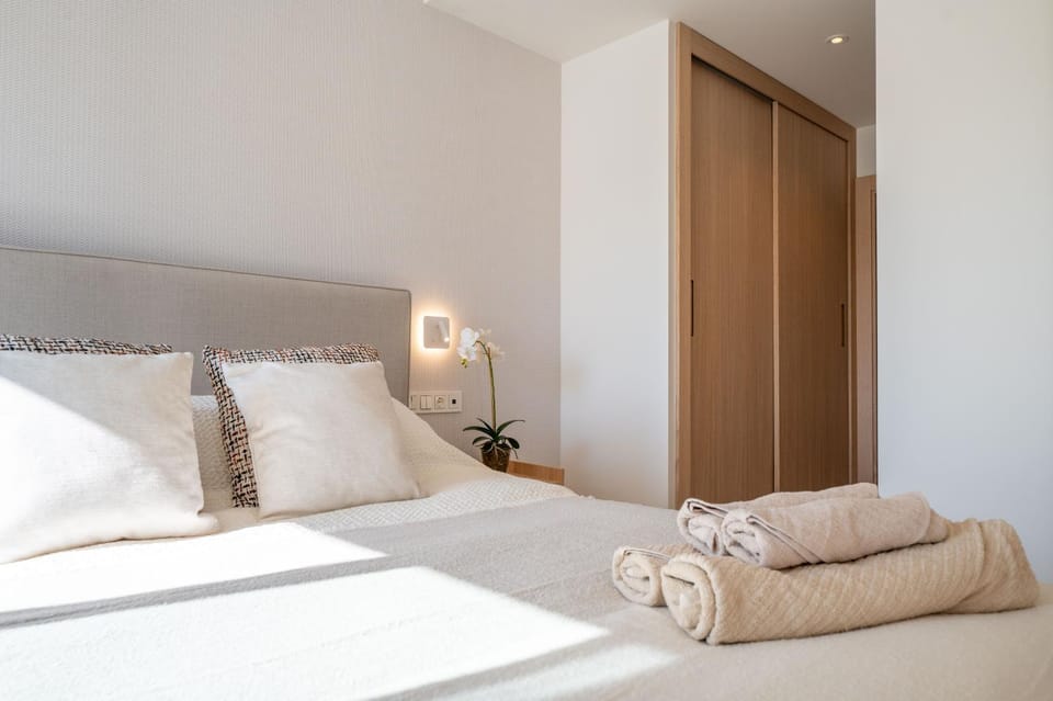 Modern & New Apt Walk to Puerto Banús Apartment in Marbella