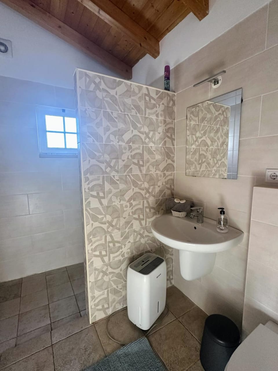 One Bedroom Chalet with private bathroom and kitchen Chalet in Santarém District, Portugal