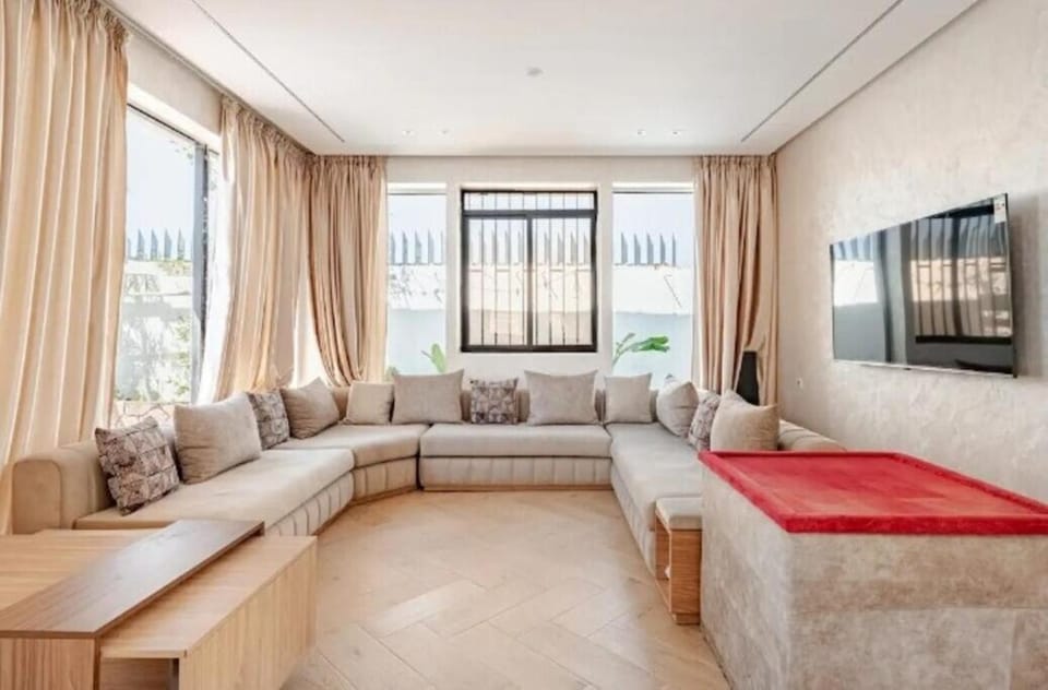 Villa with private pool and sea view Villa in Tangier-Tétouan-Al Hoceima