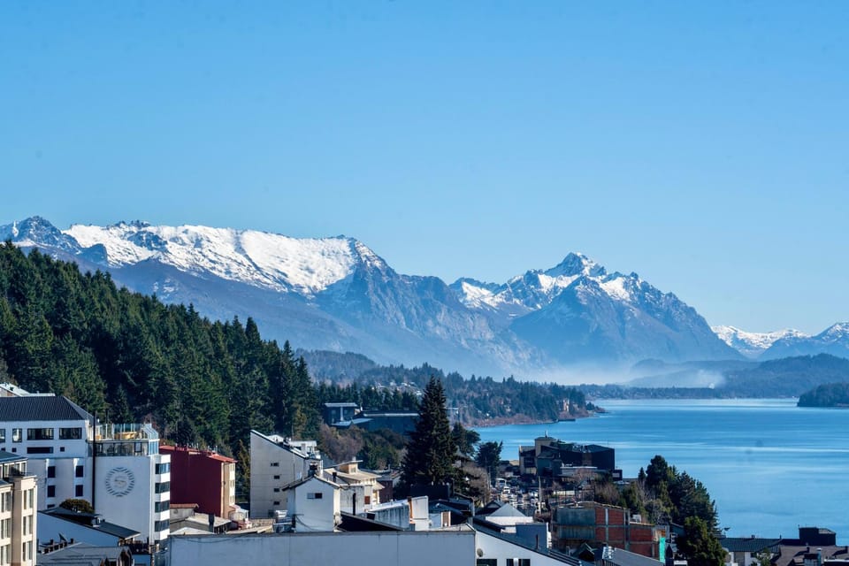 Property building, Nearby landmark, Day, Natural landscape, Winter, City view, Lake view, Mountain view, River view, Sea view