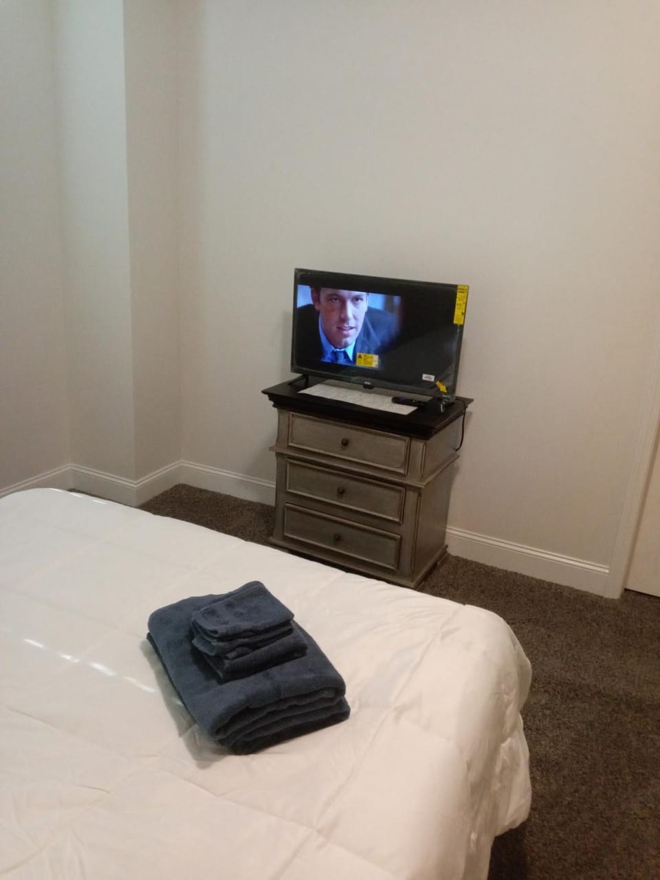 Huge house for midterm or corporate rental House in Evans