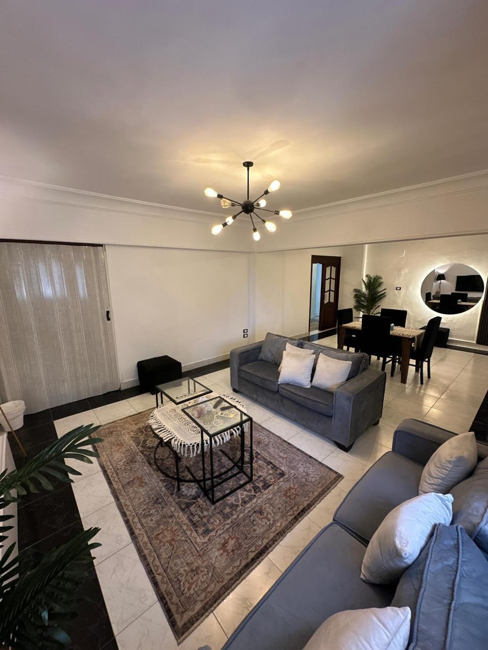 شقة في القاهرة فالدقي Apartment in Egypt
