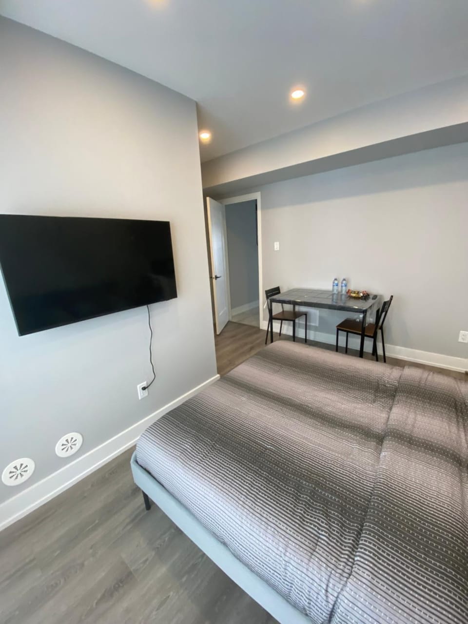 Guest Suite in Ottawa Bed and Breakfast in Ottawa