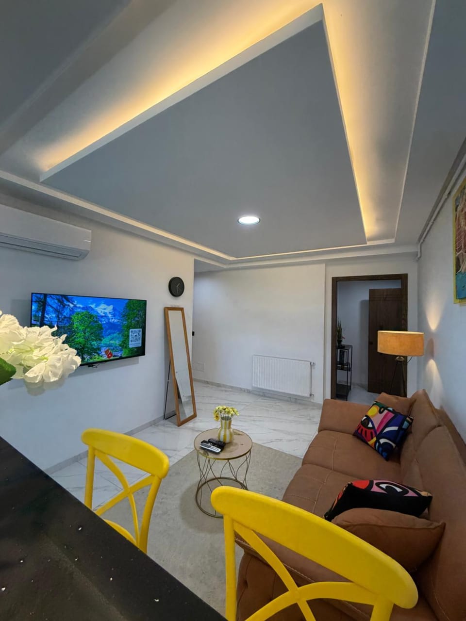 Tunis Ain zaghouen - Lac 2 View & Italian Design Apartment in Tunis