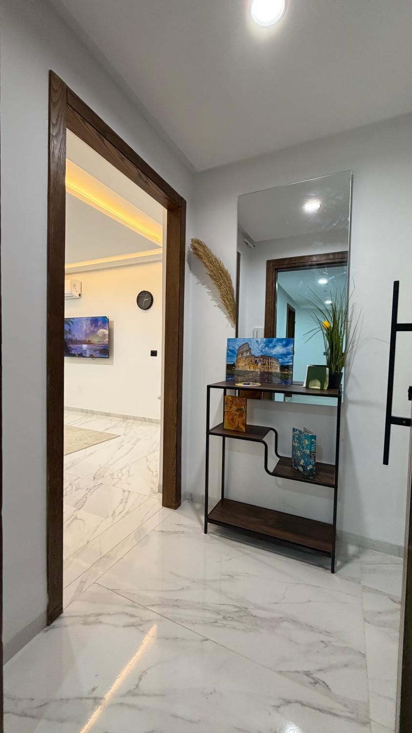 Tunis Ain zaghouen - Lac 2 View & Italian Design Apartment in Tunis