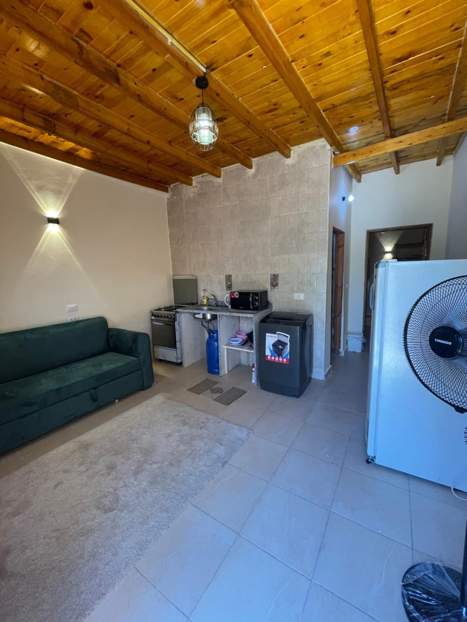 Living room, Seating area, washing machine