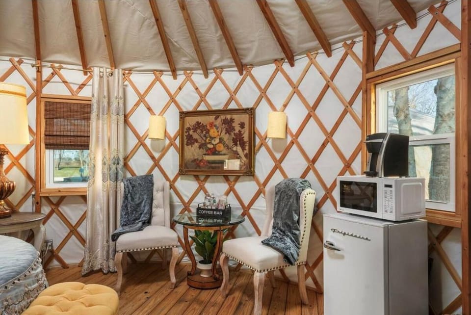 Glamour in the Wild - Unit #3 Campground/ 
RV Resort in Waco