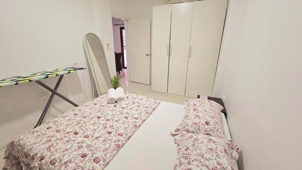 CBD Entire Apartment, Double bed and sofa bed, free wifi, parking Apartment in Suva