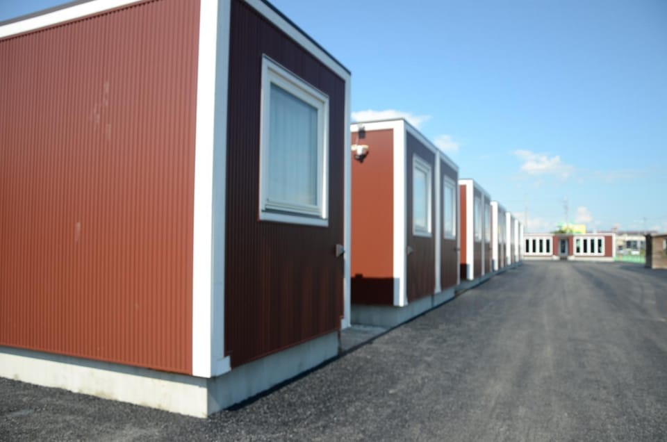 Property building, Day