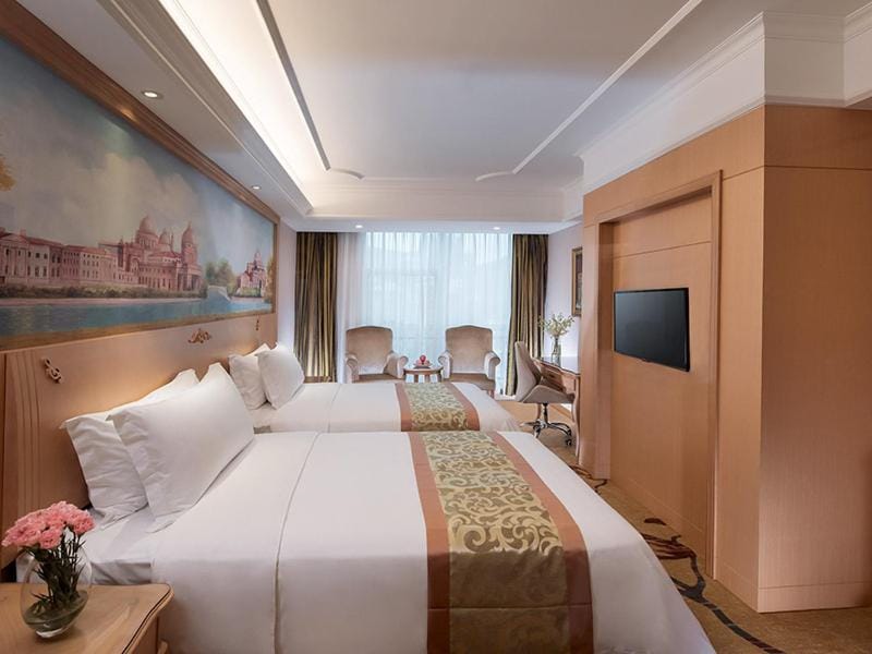 Vienna International Hotel Shenzhen Jingtian Hotel in Shenzhen