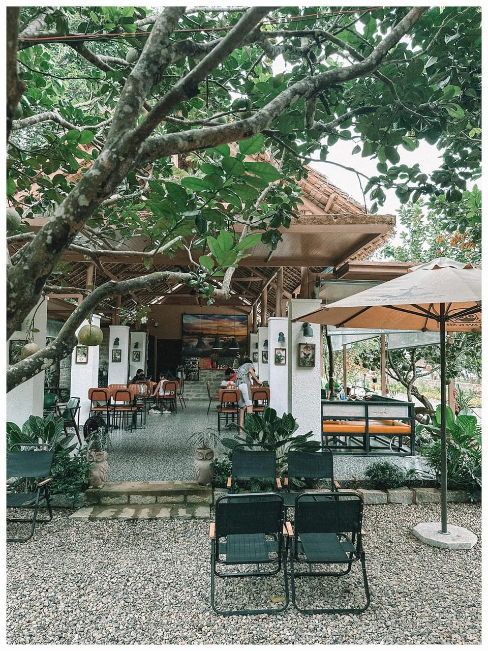 Garden, Seating area