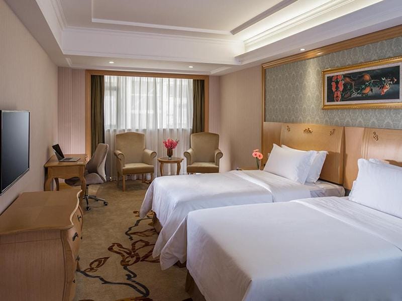 Vienna Hotel Shenzhen Nanshan Yilida Hotel in Hong Kong