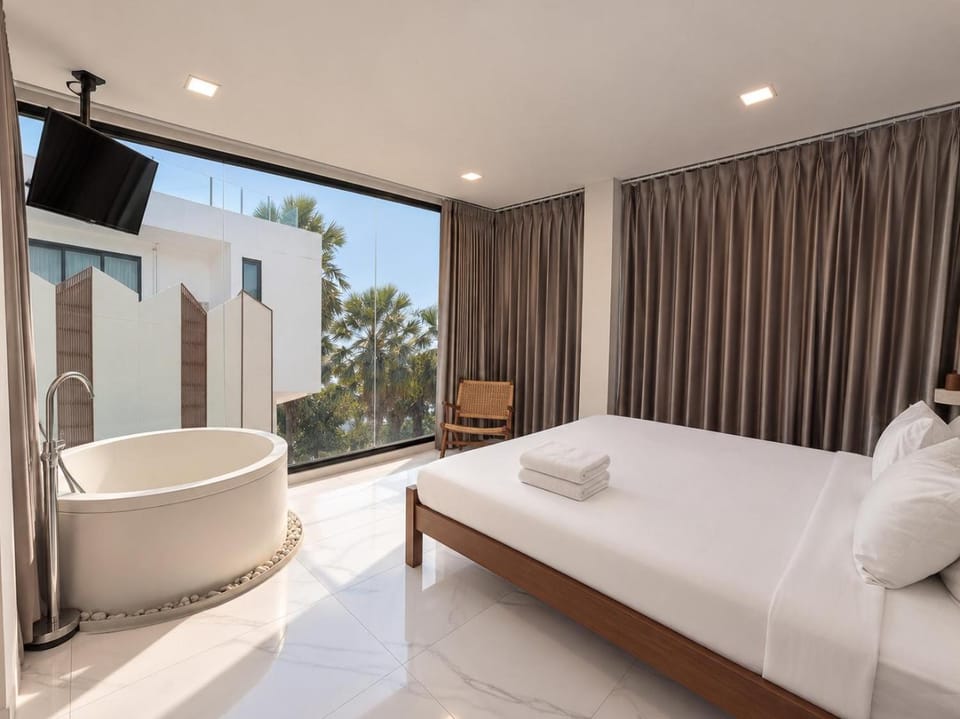 Bedroom, Sea view, Bath
