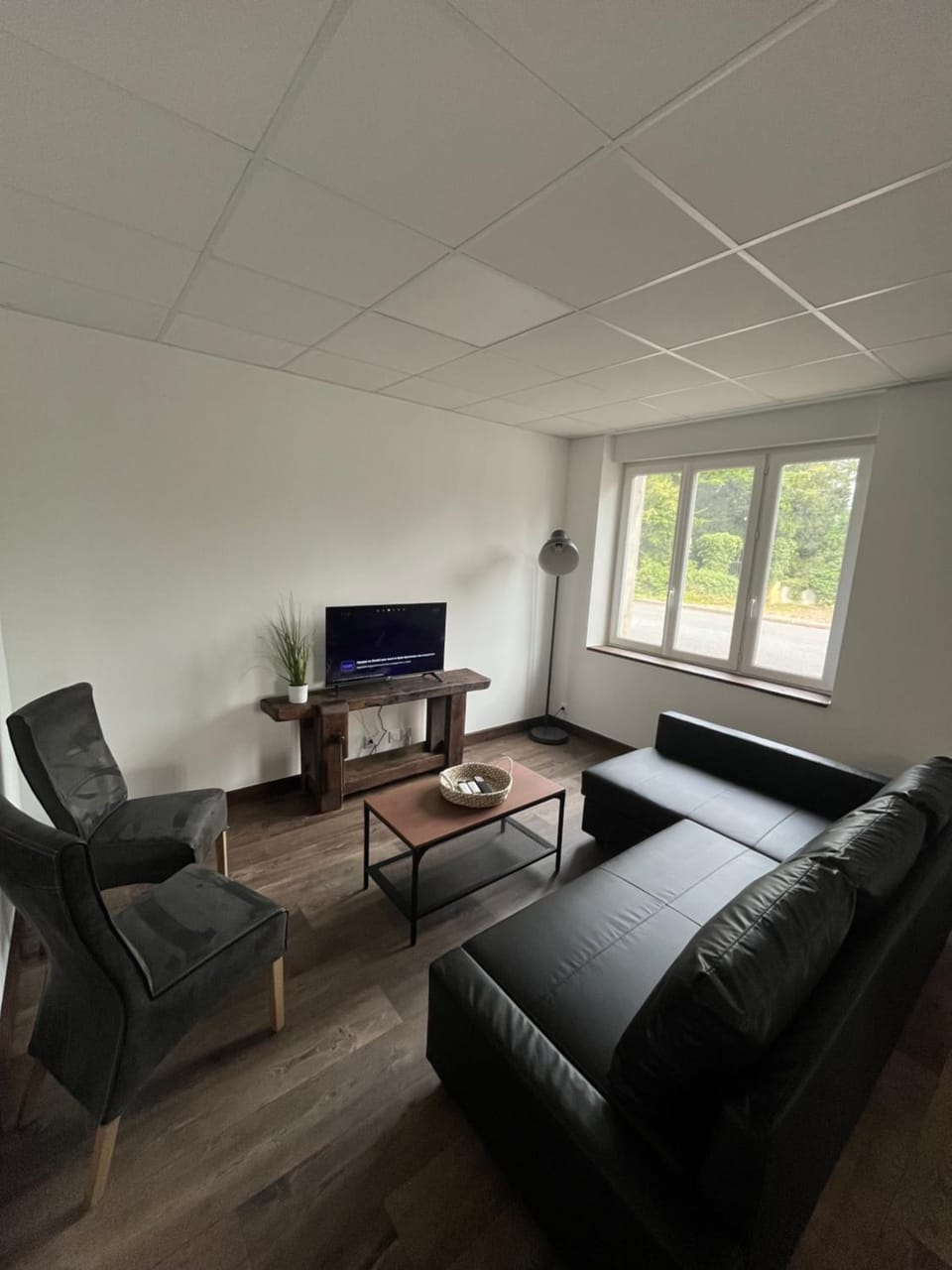 Les Pichies, T3 Antonio, proche Le Pal Apartment in Auvergne-Rhône-Alpes